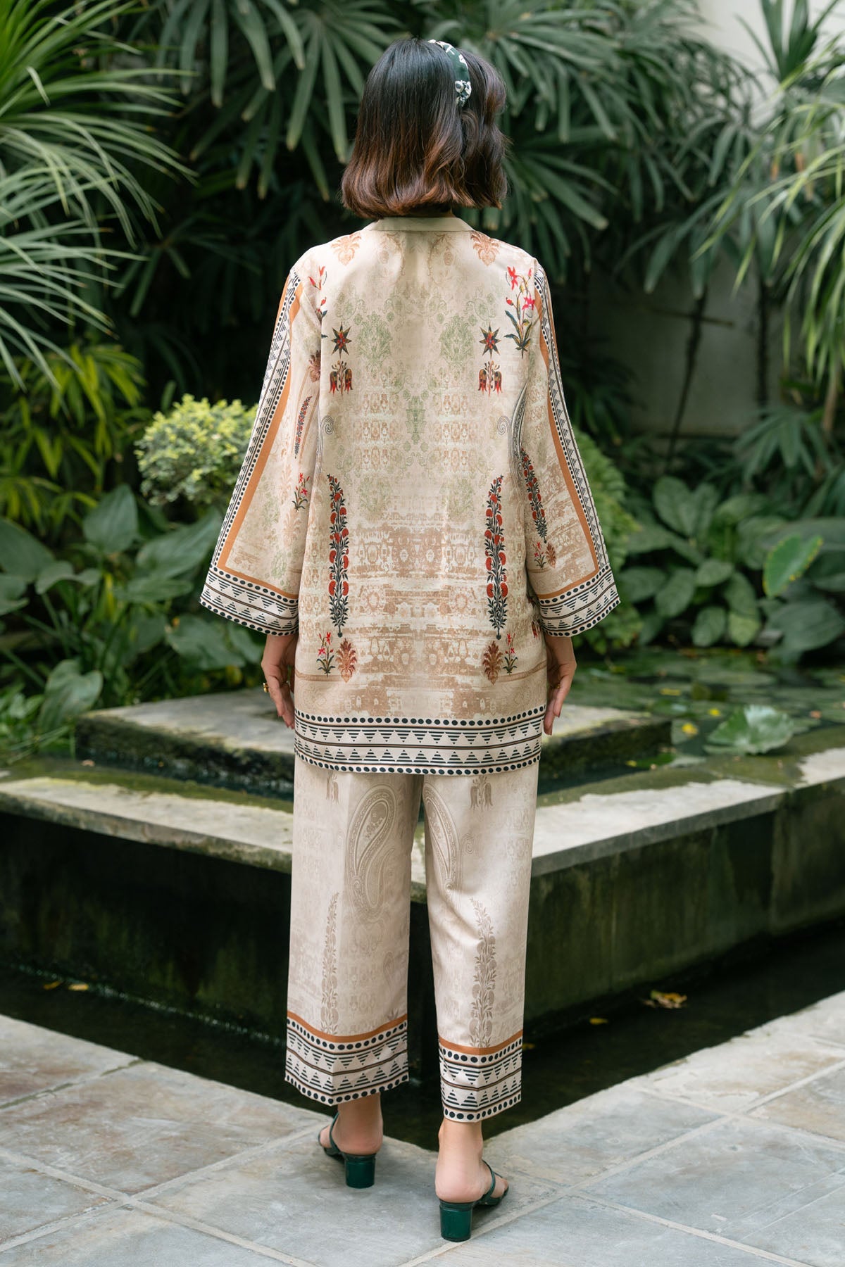 Shomi nairah