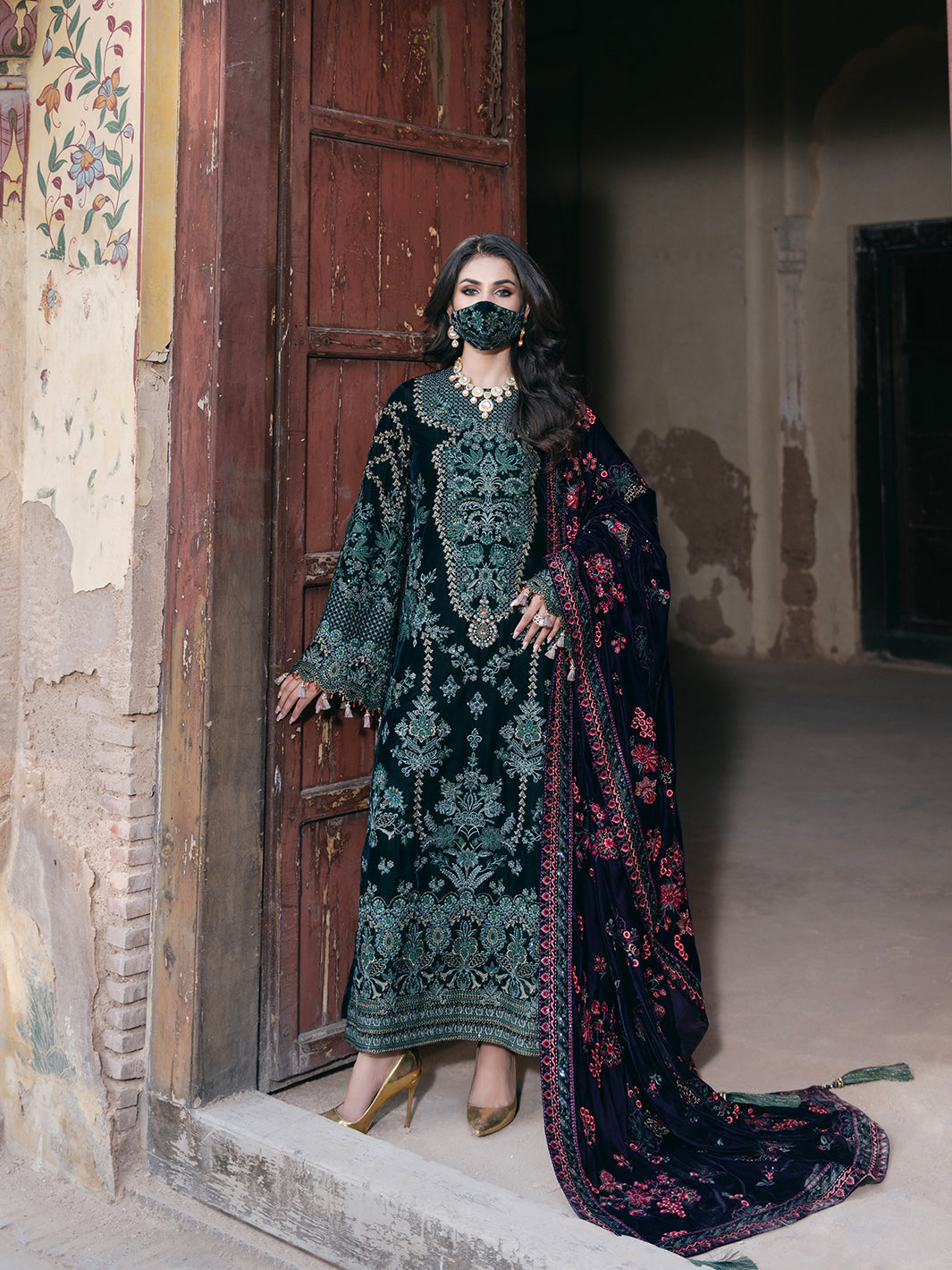 Siara By Flossie Unstitched 3 Piece Formals Velvet Collection'2025-V-102 - A