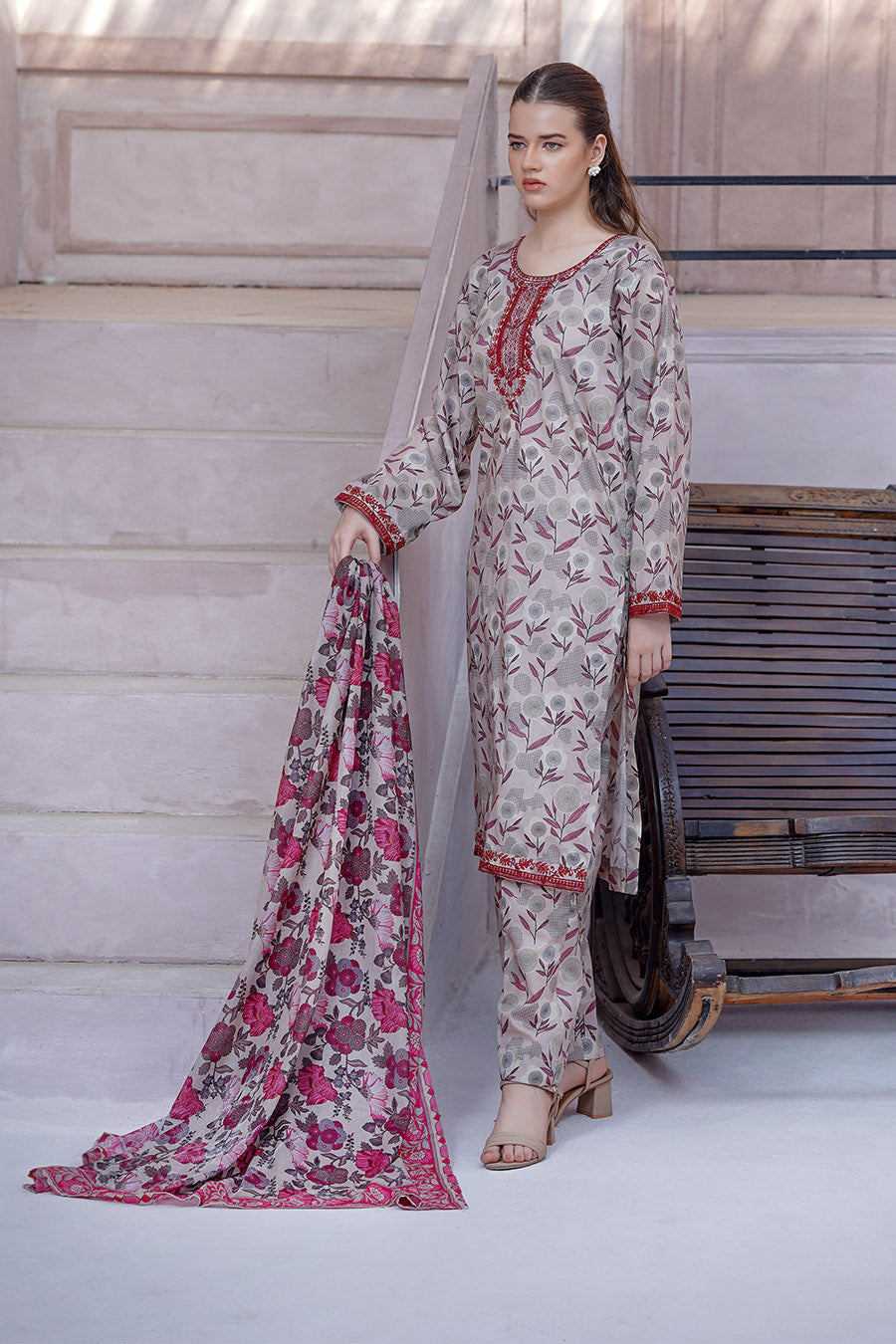 Waniya Stitched 3 Piece Digital Printed & Emb Lawn Collection'2025-ELENA