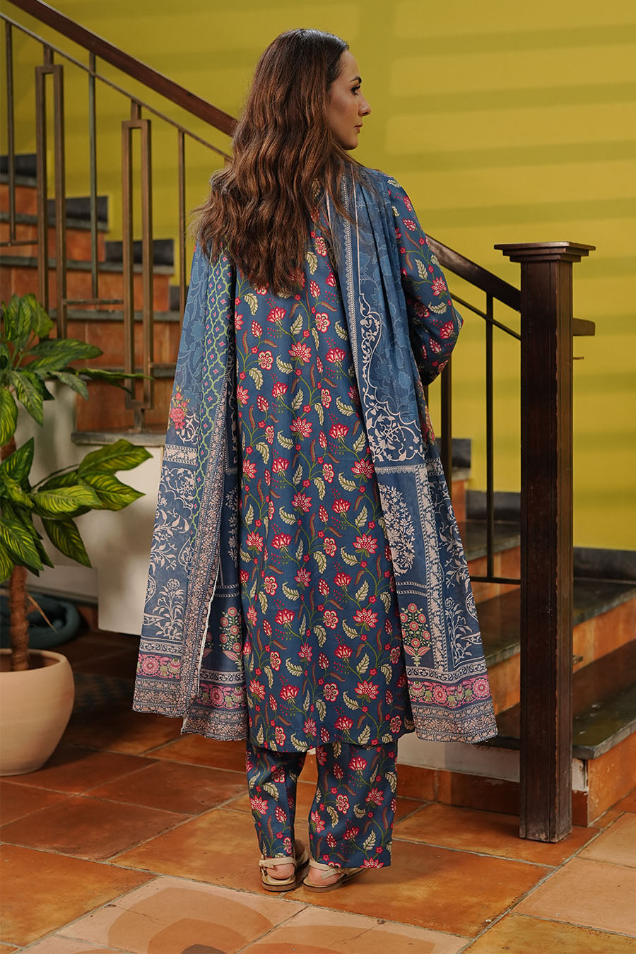 Waniya Stitched 3 Piece Summer Lawn Collection'2025-Wildflower Ink