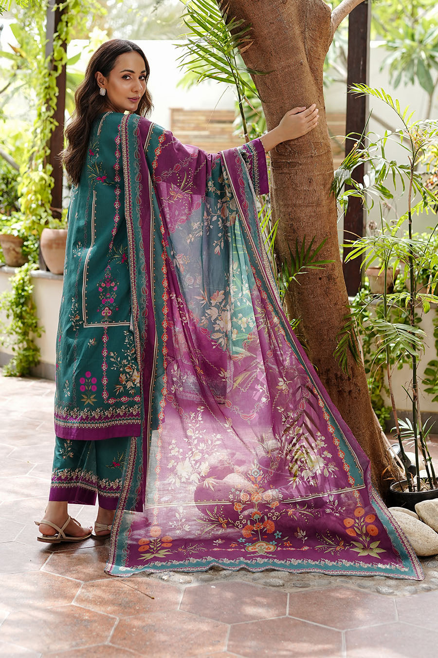 Waniya Stitched 3 Piece Summer Lawn Collection'2025-Emerald Whisper