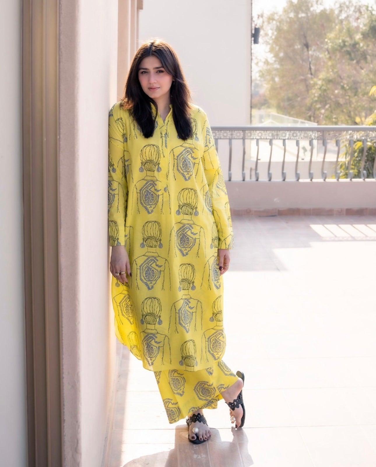 Zaib E Hoor Melodic 2Pcs Stitched Suit